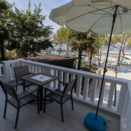 Apartman Hrabrić 2 Nijvice Zewnętrze zdjęcie